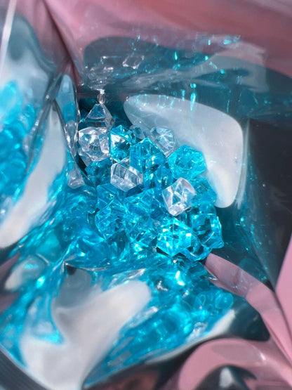 Blue/White 2 colored Ice Cubes