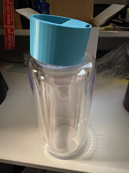 Glitter funnel with slit for pokey tool