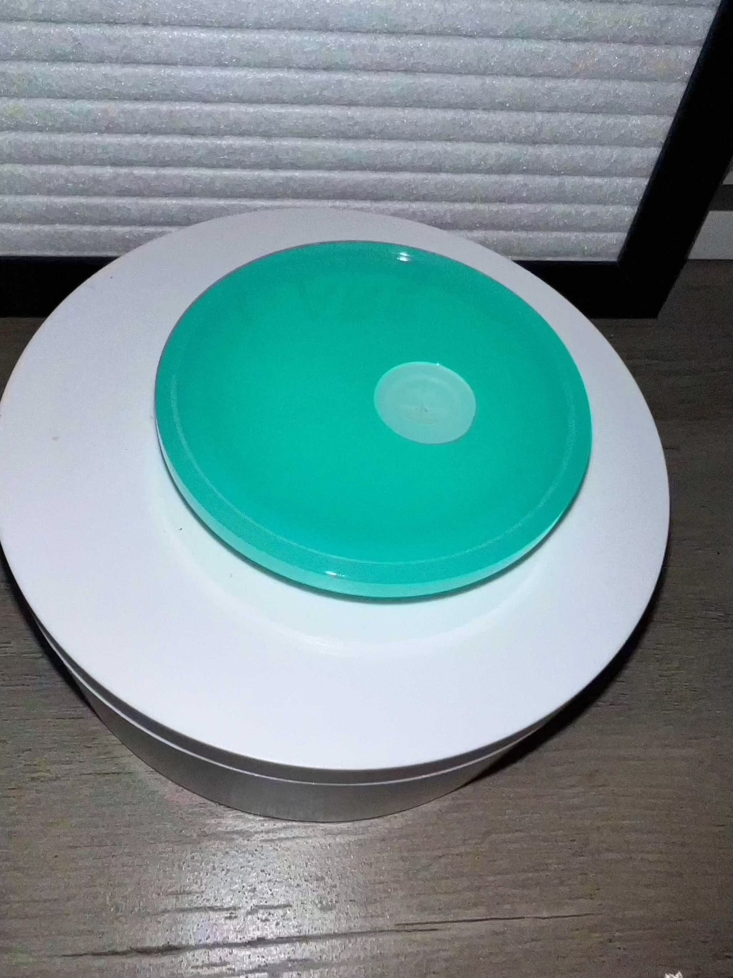 Vibrant 16oz colored lids