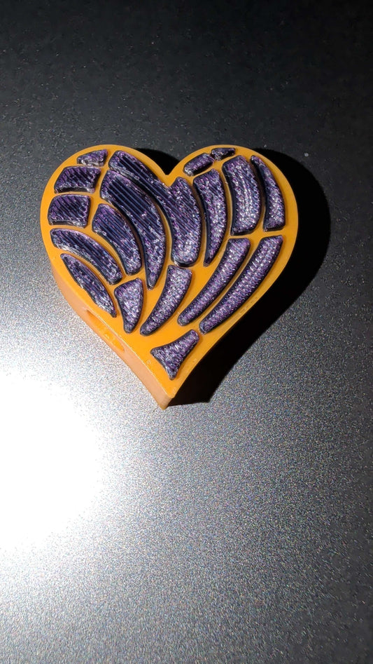 Heart Concha straw topper in purple and orange heart shape design
